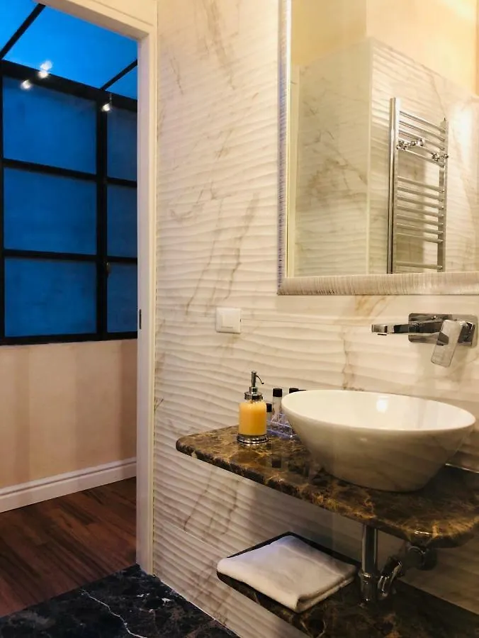 Luxury Apartment Frattina 34 Anelli Roma 0*,